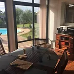Calme Proche De Bordeaux Avec Petit-dejeuner *