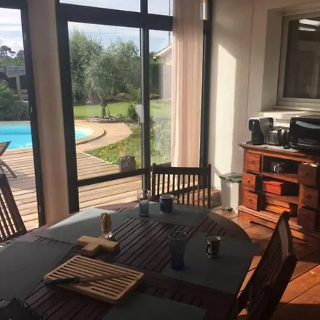 Calme Proche De Bordeaux Avec Petit-dejeuner *