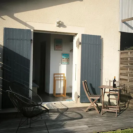 Calme Proche De Bordeaux Avec Petit-dejeuner Ubytování v soukromí Cénac